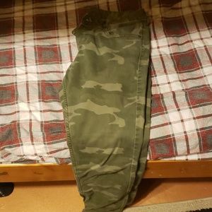 Hollister camo skinny jeans